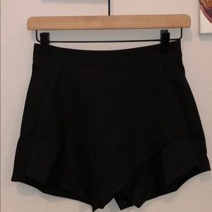 Missguided Black Envelope Skort Size 4 NWT
